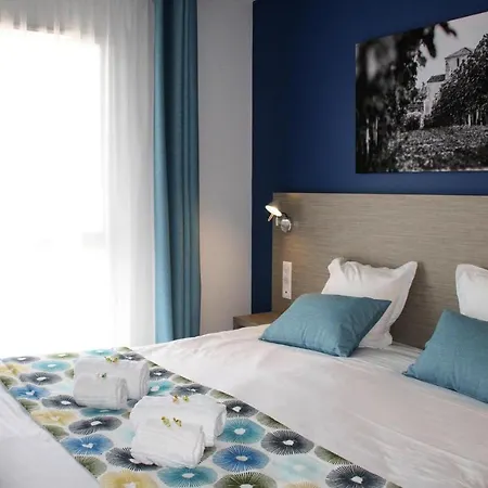 דירה 2-room Flat In The Les Coteaux De With Balcony *