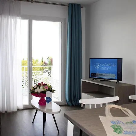 דירה 2-room Flat In The Les Coteaux De With Balcony ז'ונזאק