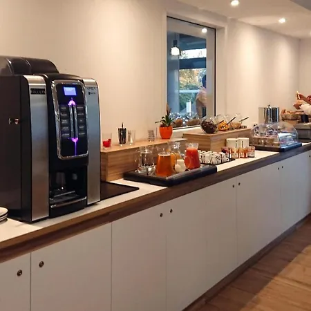 דירה 2-room Flat In The Les Coteaux De With Balcony